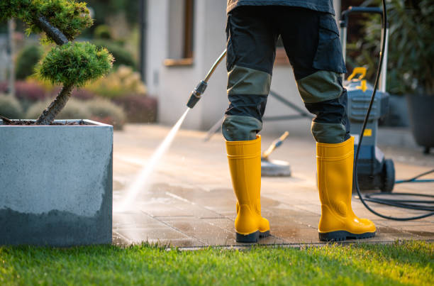 Best Deck Pressure Washing  in Malone, FL